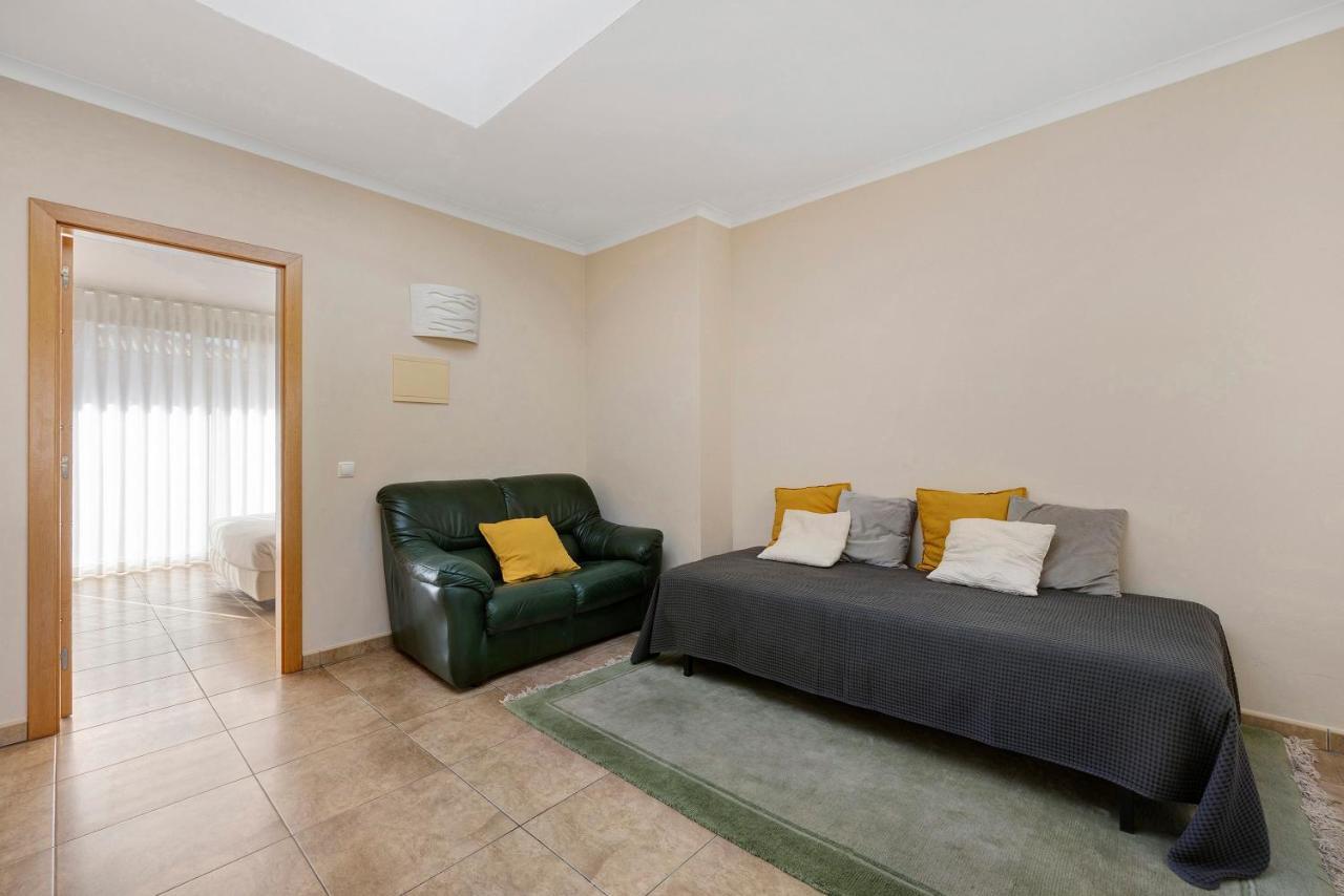 Pool Holiday home Lagos